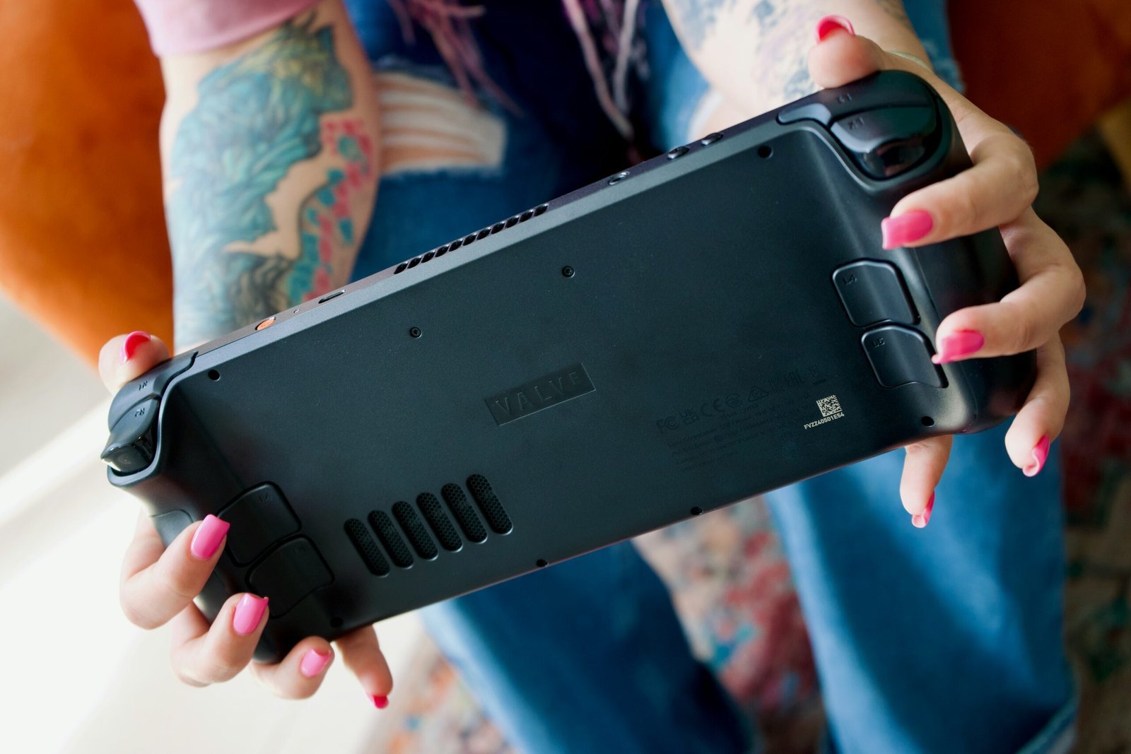 Valve Steam Deck – OLED (1TB) Console